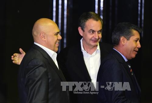 Venezolanische Regierung und Oppositionsparteien beginnen Gespräch - ảnh 1